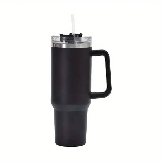 Premium Simple Tumbler – Elegant Stainless Steel Hot & Cold Cup (Random Color)